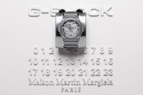 maison-martin-margiela-x-casio-g-shock-ga-300