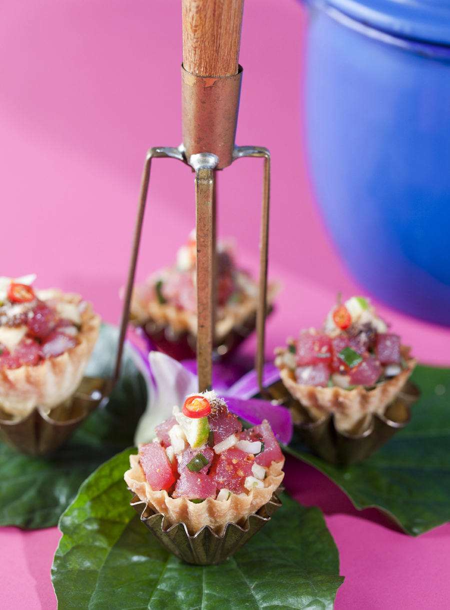 Miang Pla Tuna Krathong Thong (Tuna Tartar)