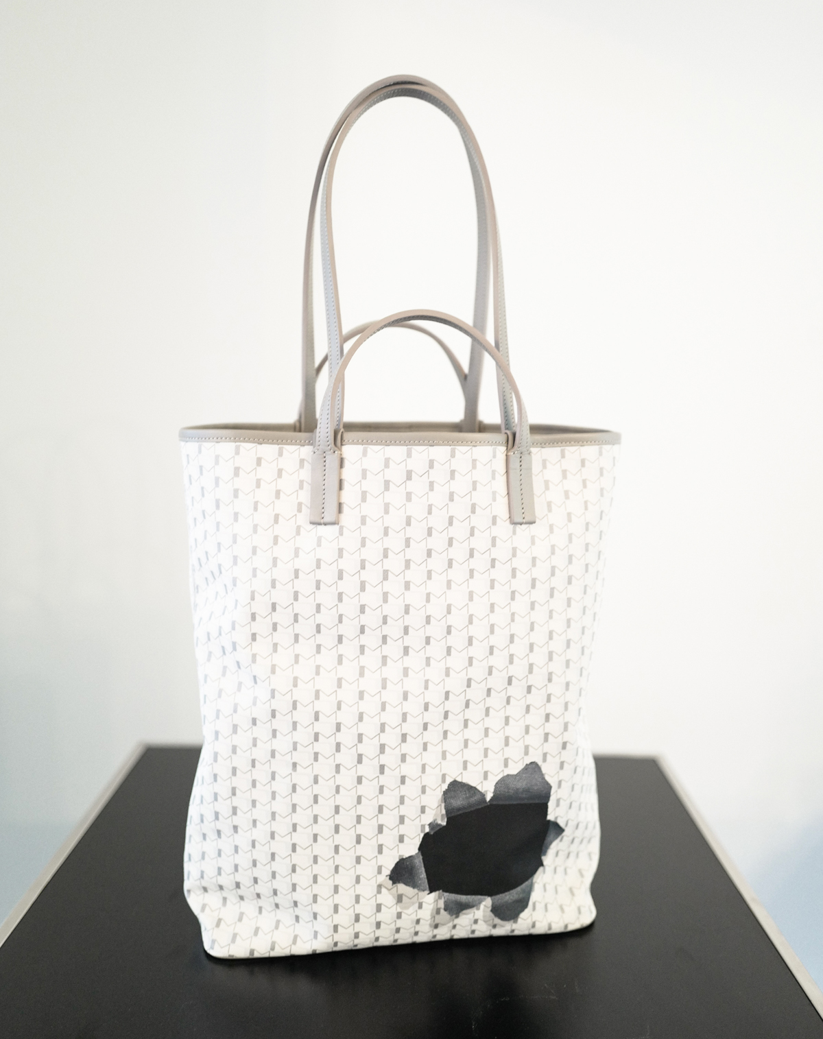 Moynat / Daniel Arsham: Boutique Cocktail Party